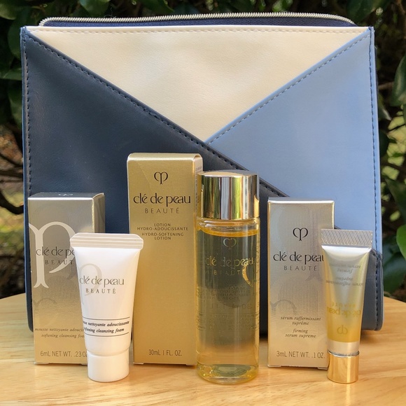 cle de peau Other - Cle de Peau Travel Set New
